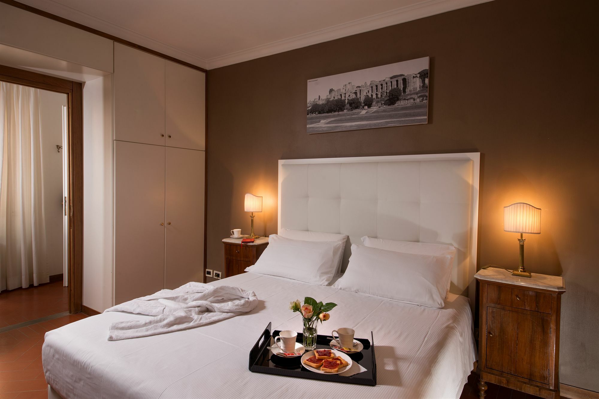 Astrid Roma Suites Exteriör bild