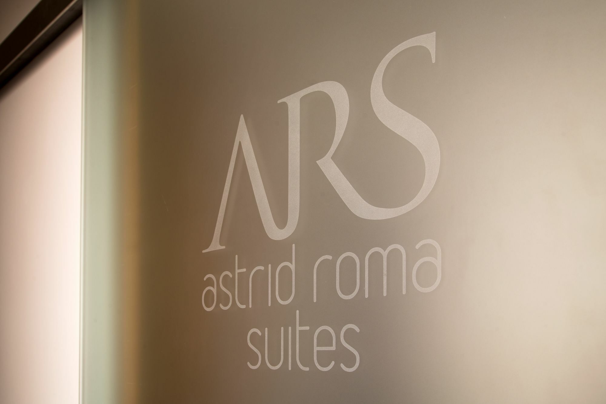 Astrid Roma Suites Exteriör bild
