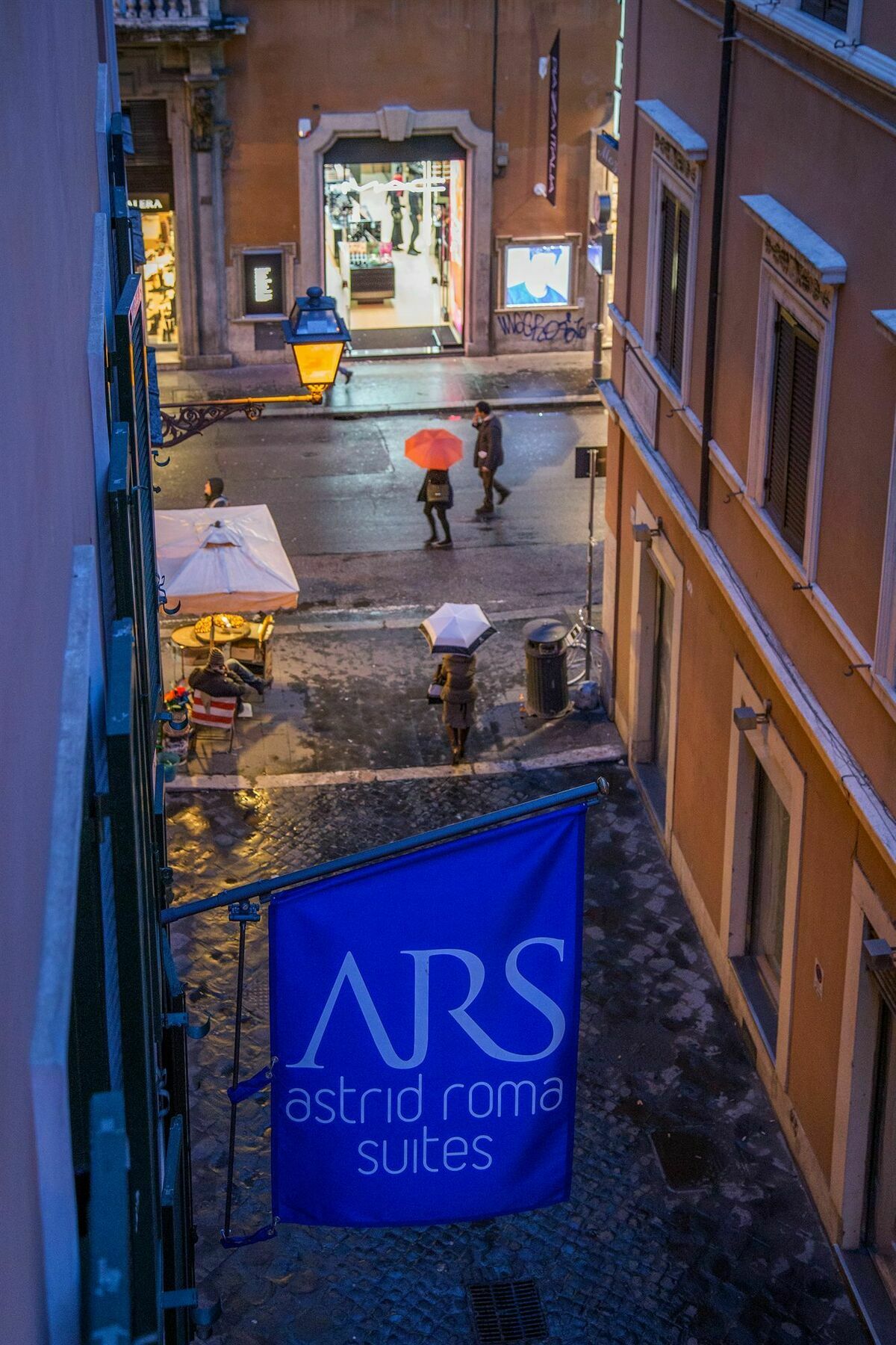 Astrid Roma Suites Exteriör bild